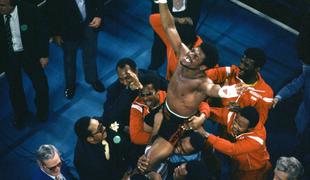 Umrl je svetovni prvak, avtor največje senzacije v zgodovini boksa