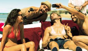 Preživite poletni oddih v družbi filmskih zvezd #foto #video